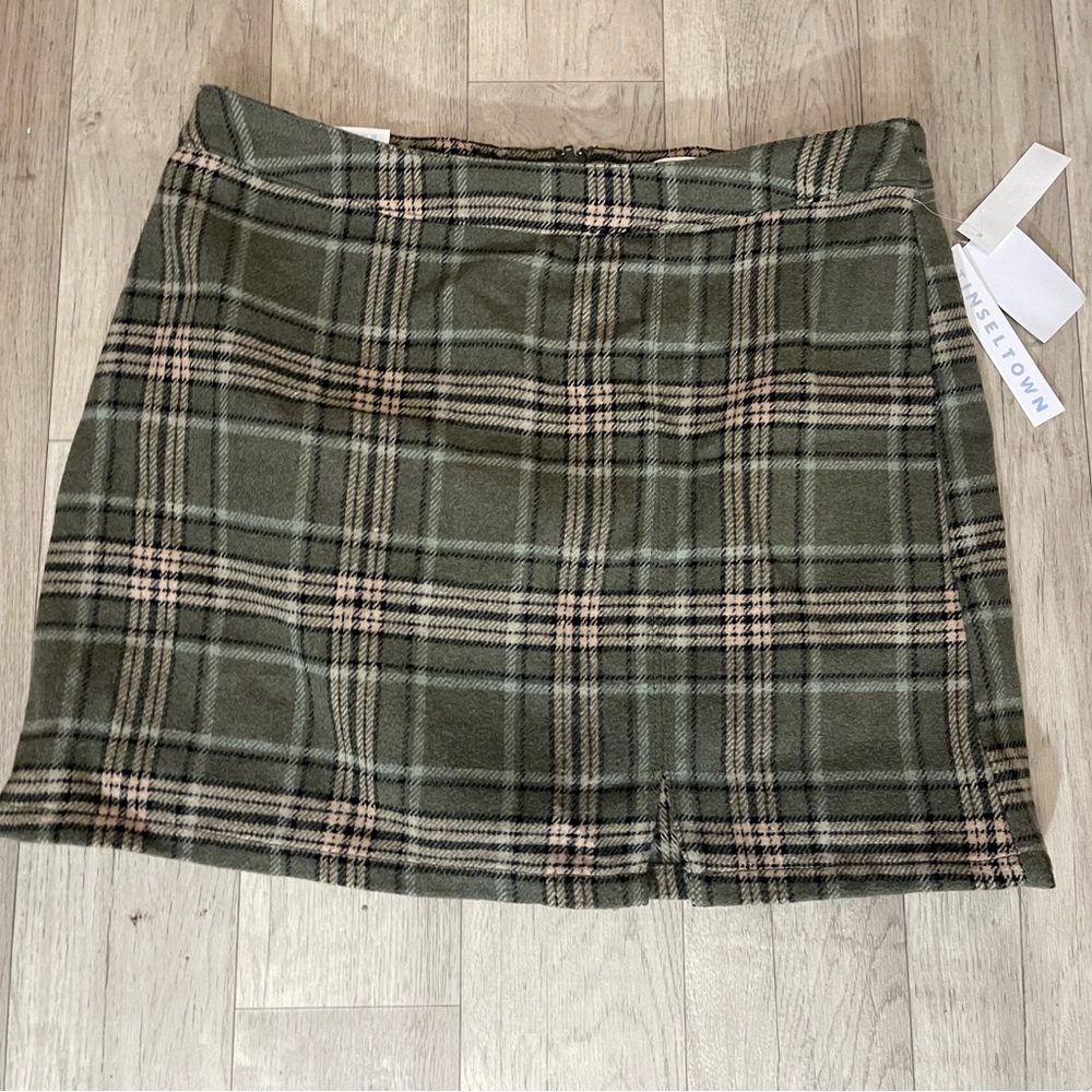 Tinseltown NWT Women’s xl brown Green Plaid Skirt